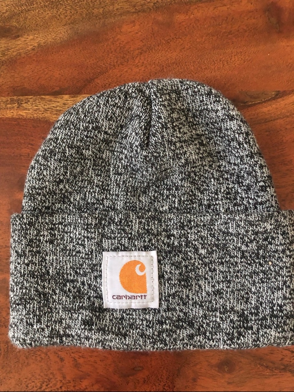 Carhartt nwot beanie hat